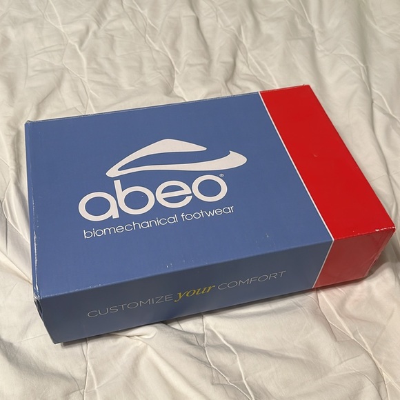 Abeo Booties NWT! - Picture 7 of 8